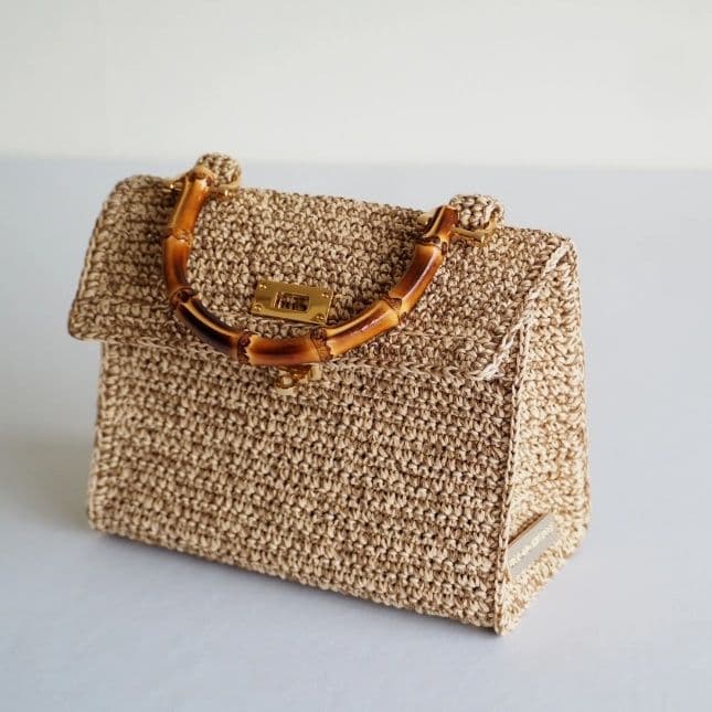 BEYOND THE REEF B Kelly キット ベージュ