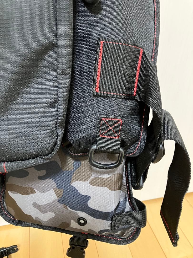 Daiwa フィッシングベスト ブラック/レッド