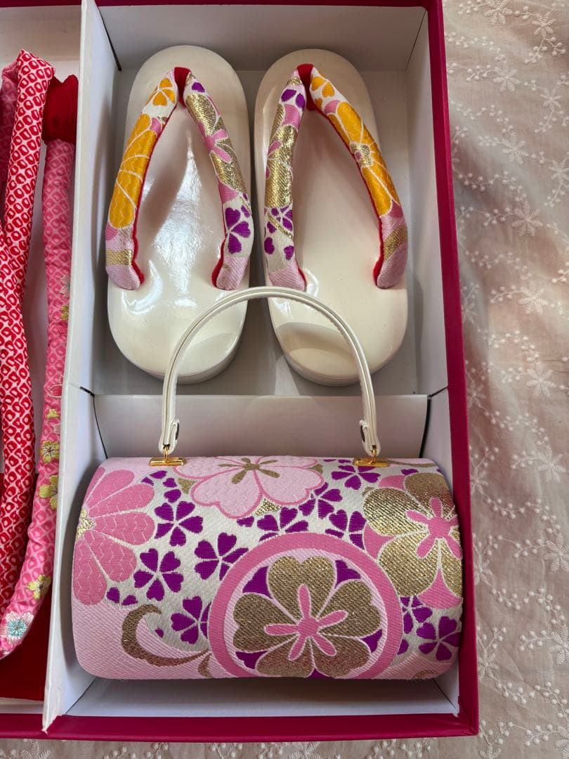 ♡式部浪漫　七五三　着物セット　七歳　赤とピンク 花柄♡