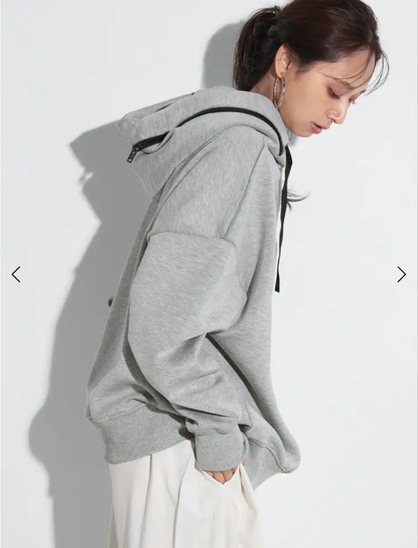 ヤマダヤ　スコットクラブ　ジップデザイン箔ロゴパーカー　グレー