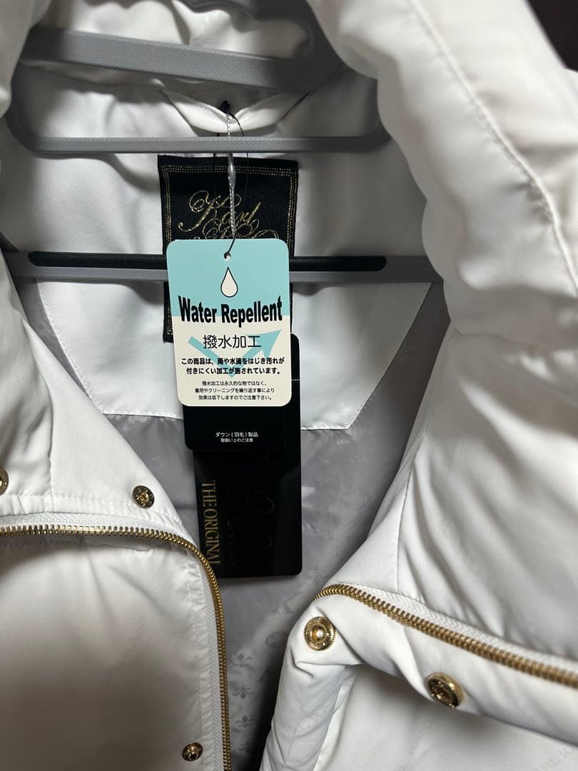 ☆新品、未使用品☆KARL KANI ダウンベスト ホワイト☆タグ付き