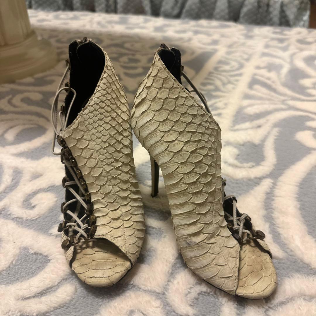 BALMAIN 37 ピンヒール