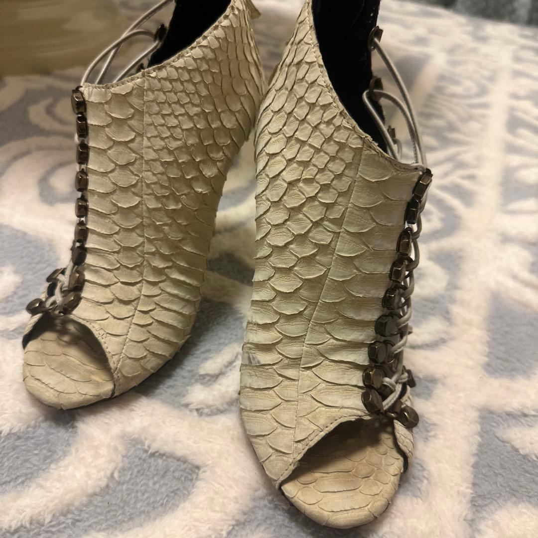 BALMAIN 37 ピンヒール