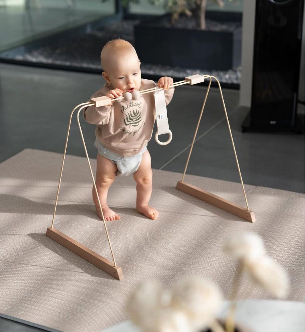 &meべビージム（べージュ）