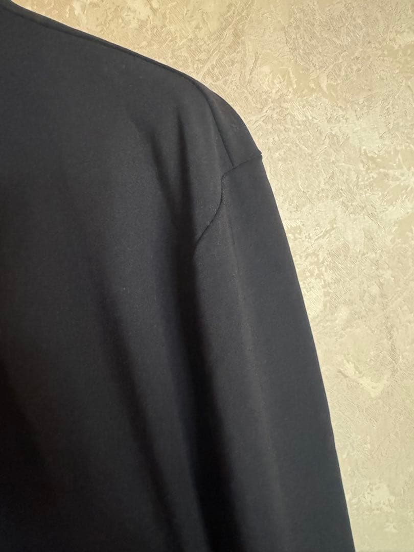 プラダ モックネック　ハイネック　ジャージー　ロゴプレート