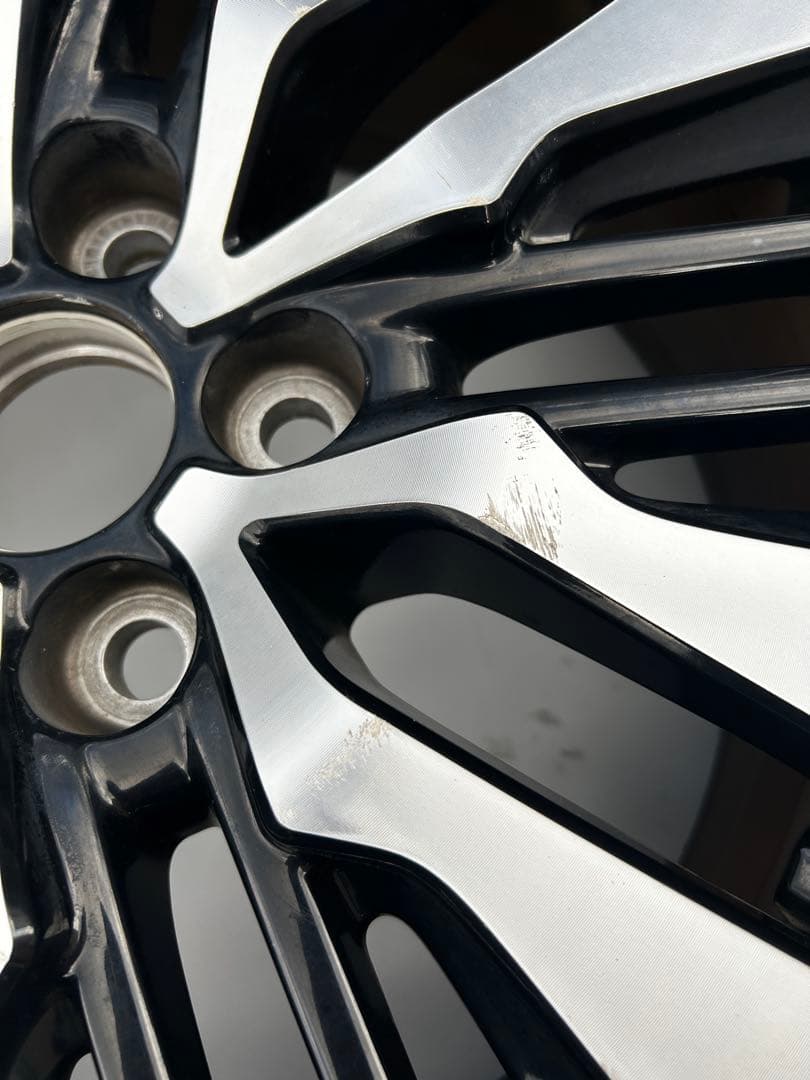 30 アルファード　純正ホイール　一本