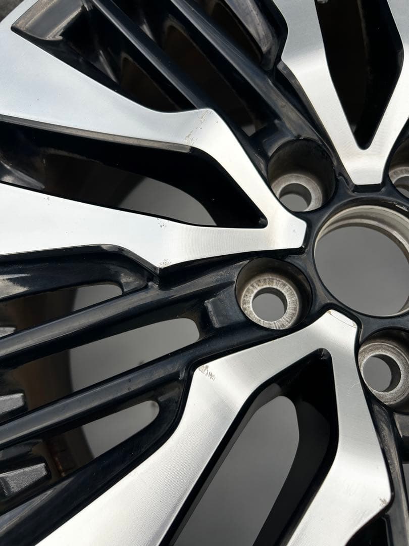 30 アルファード　純正ホイール　一本