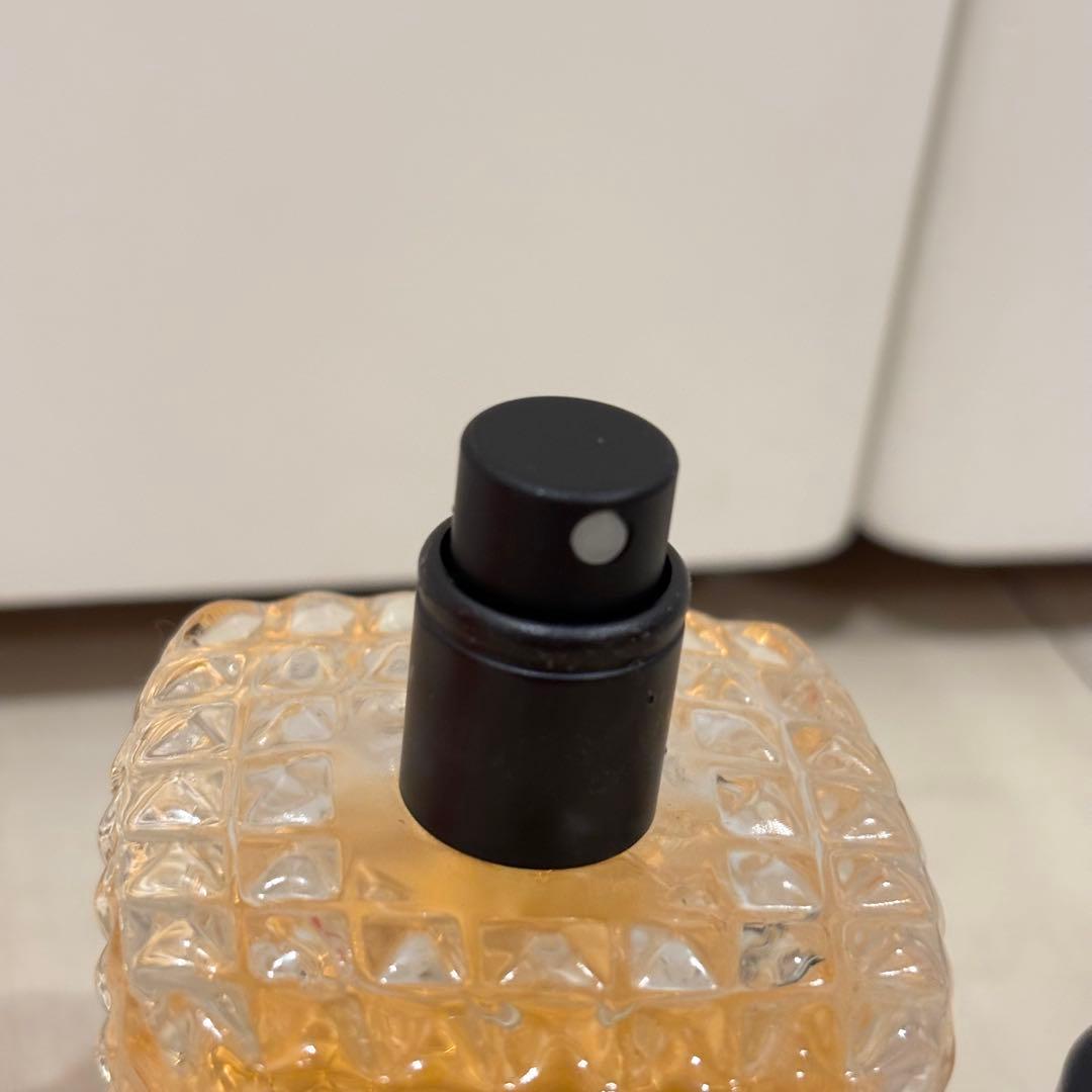 ヴァレンティノ ドンナ ボーンインローマ コーラルファンタジー