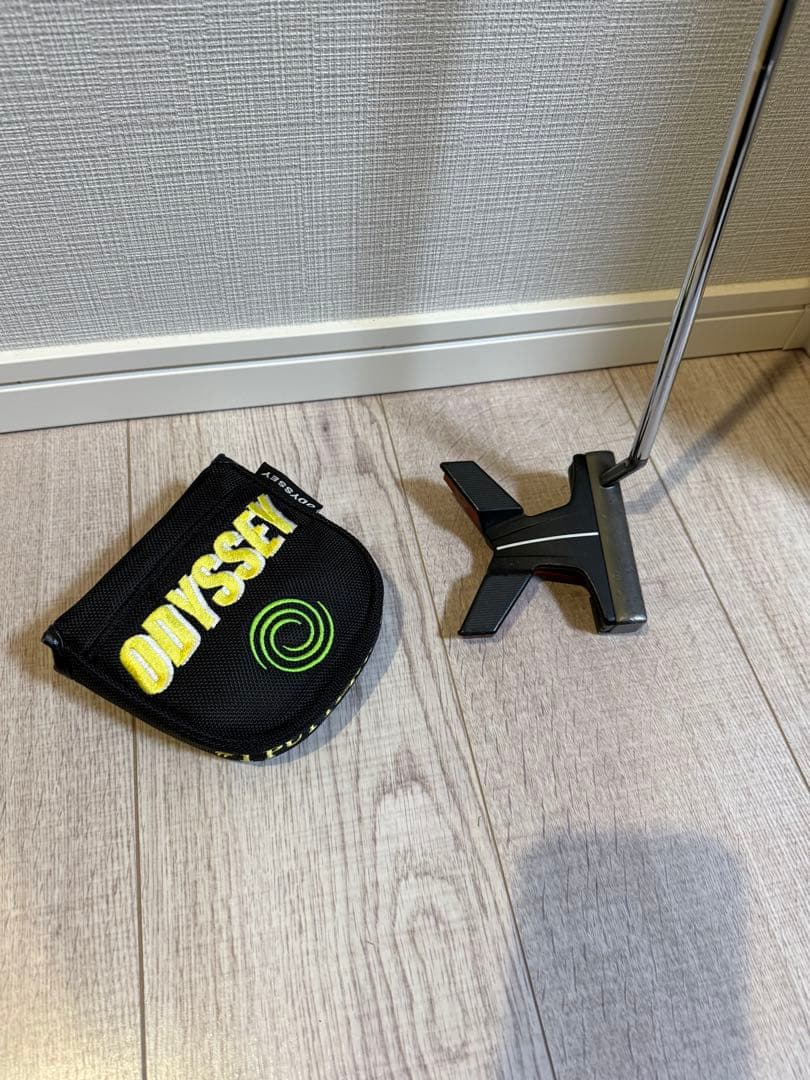 ODYSSEY EXO パター レッド