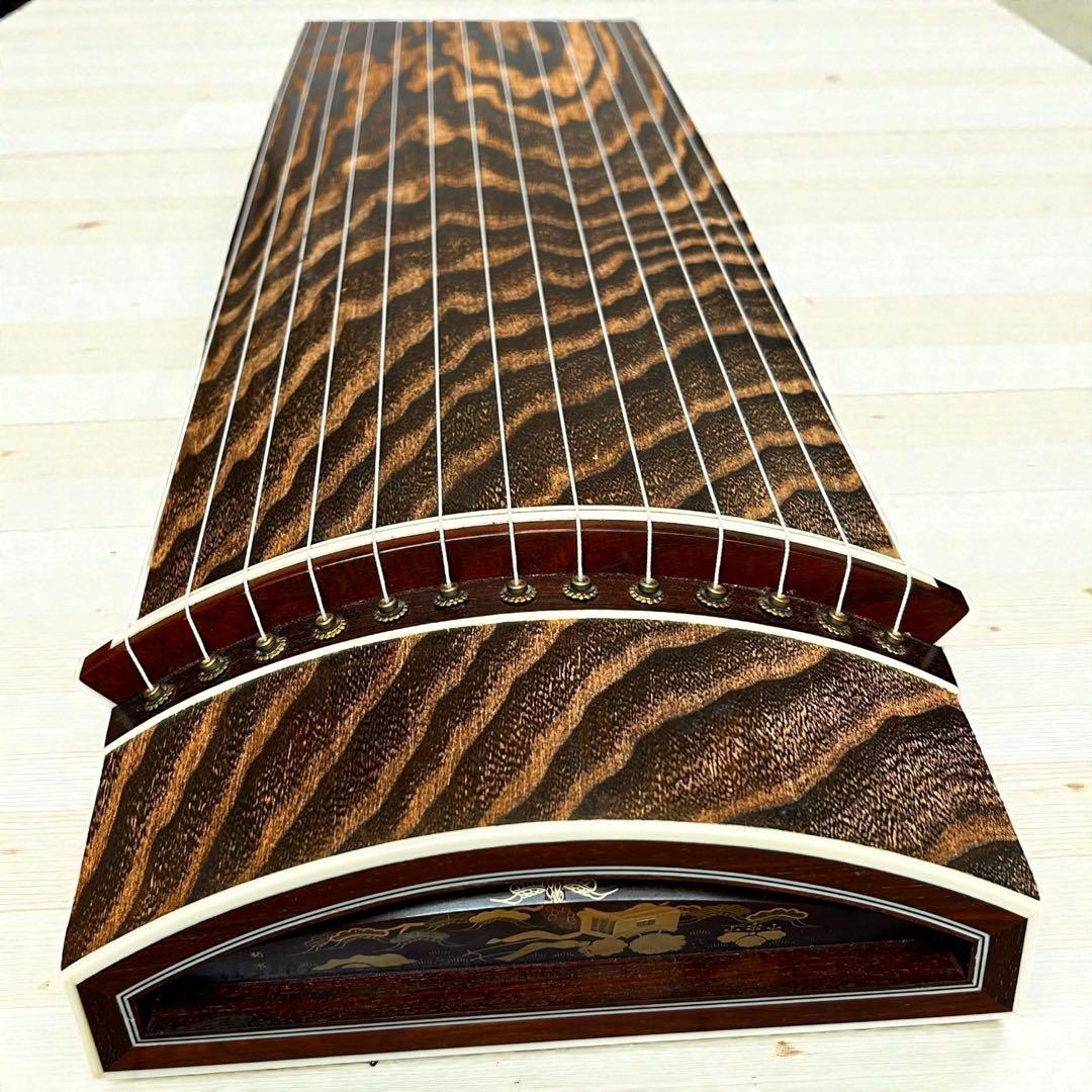 高級琴✨付属品多数✨ フルセット❣️13弦 琴 並甲 木目良好 蒔絵入りケース付き