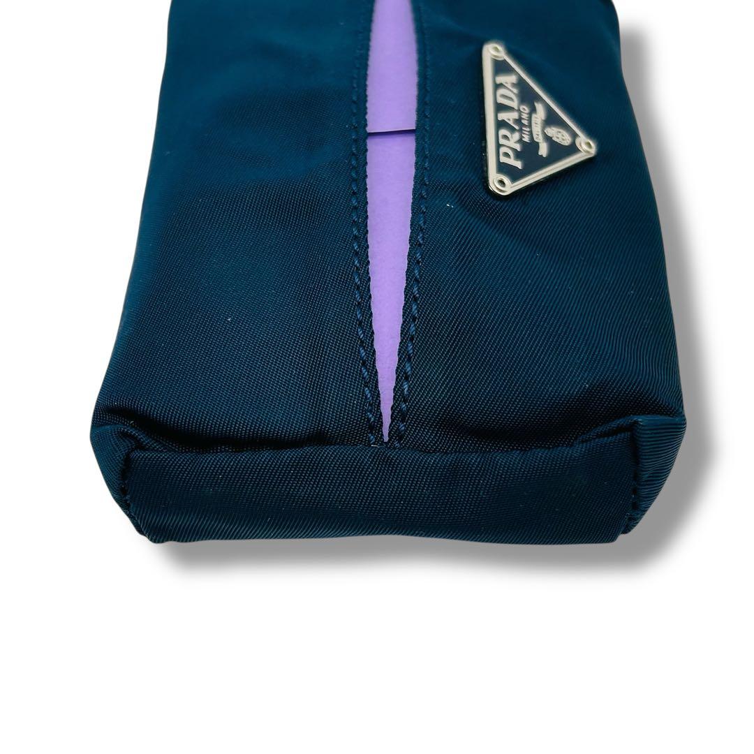 【美品】PRADA　プラダ　ネイビー ポケットティッシュカバー　三角プレートロゴ