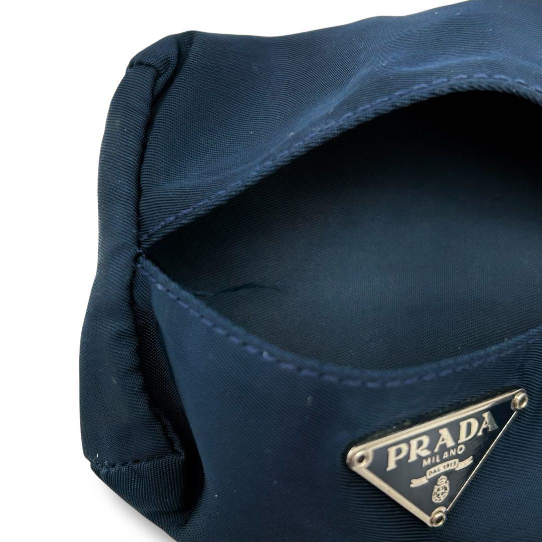 【美品】PRADA　プラダ　ネイビー ポケットティッシュカバー　三角プレートロゴ