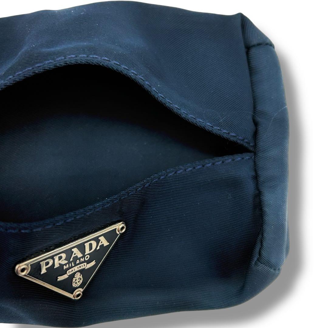 【美品】PRADA　プラダ　ネイビー ポケットティッシュカバー　三角プレートロゴ