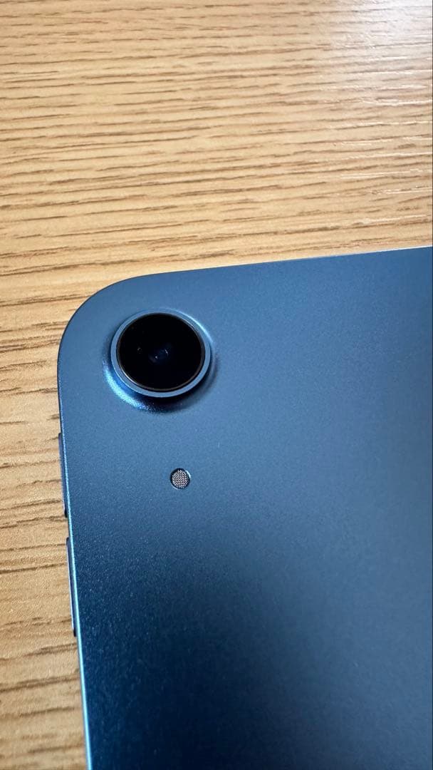 Apple iPad Air 第5世代　Wi-Fi 64GB