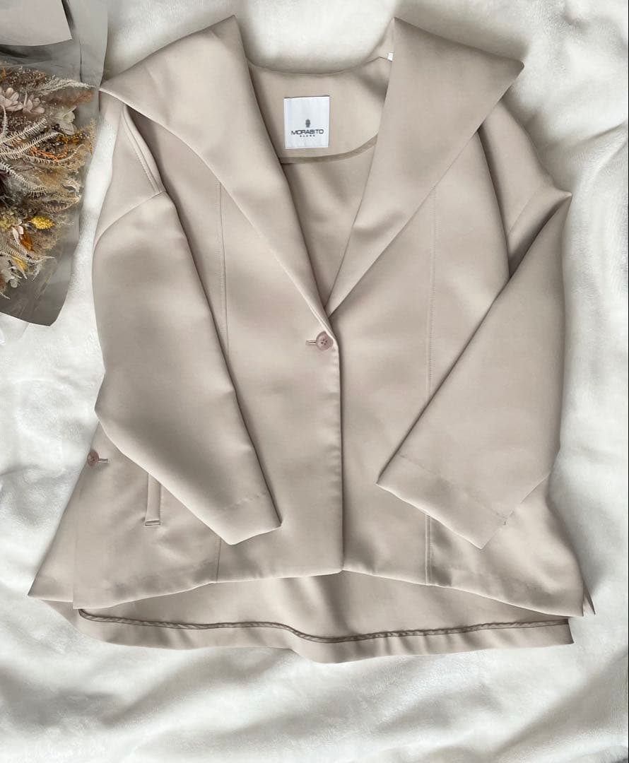 【ほぼ新品】モラビト/MORABITOスプリングコート