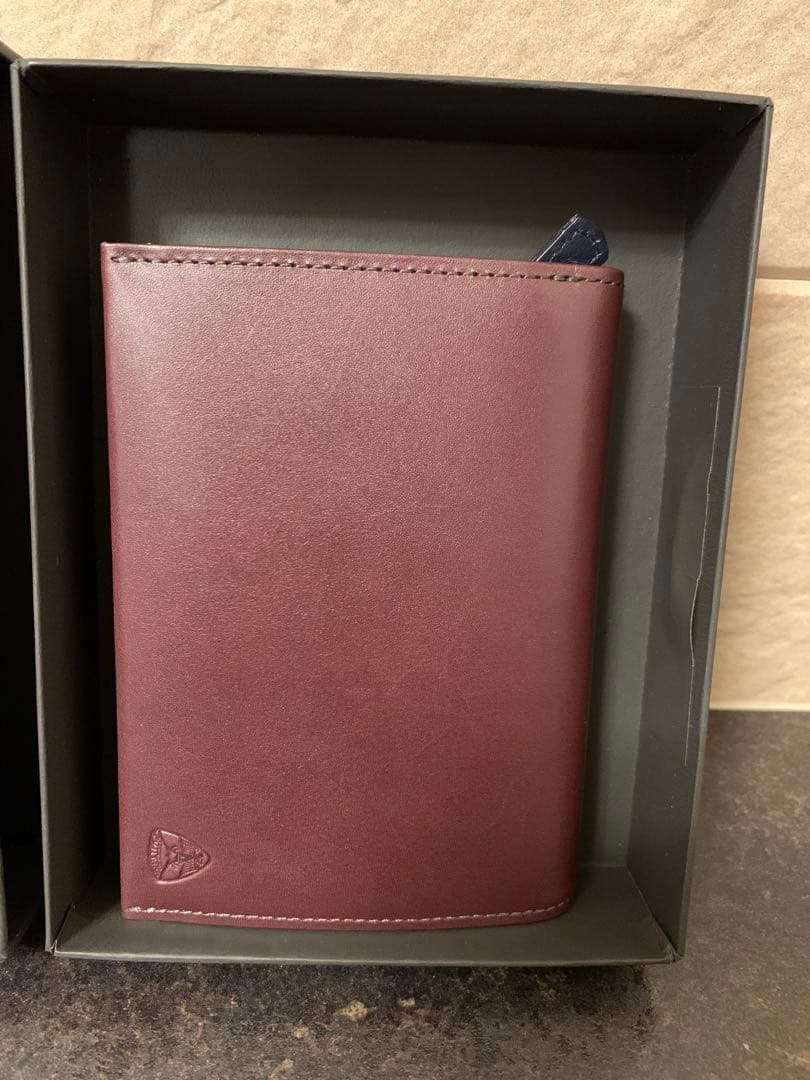 【新品】FUJI TAKA　折財布　牛革　ワイン色　3.85万円