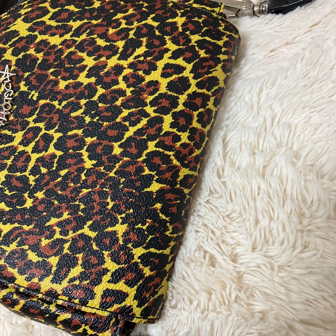 ヴィヴィアンウエストウッド　アングロマニア　レオパード　ショルダーバッグ