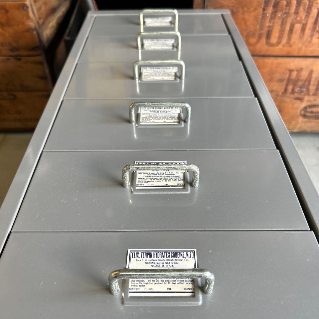 【廃盤】IKEA イケア HELMER ヘルメル 引き出し　スチール キャスター