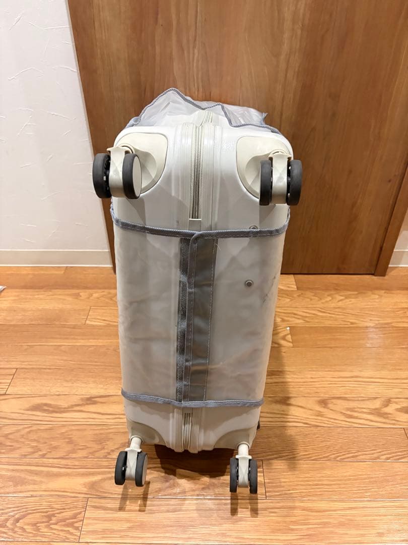 ノリッコ　プレミアム　乗れる　キャリーケース　スーツケース　グレージュ　カバー付