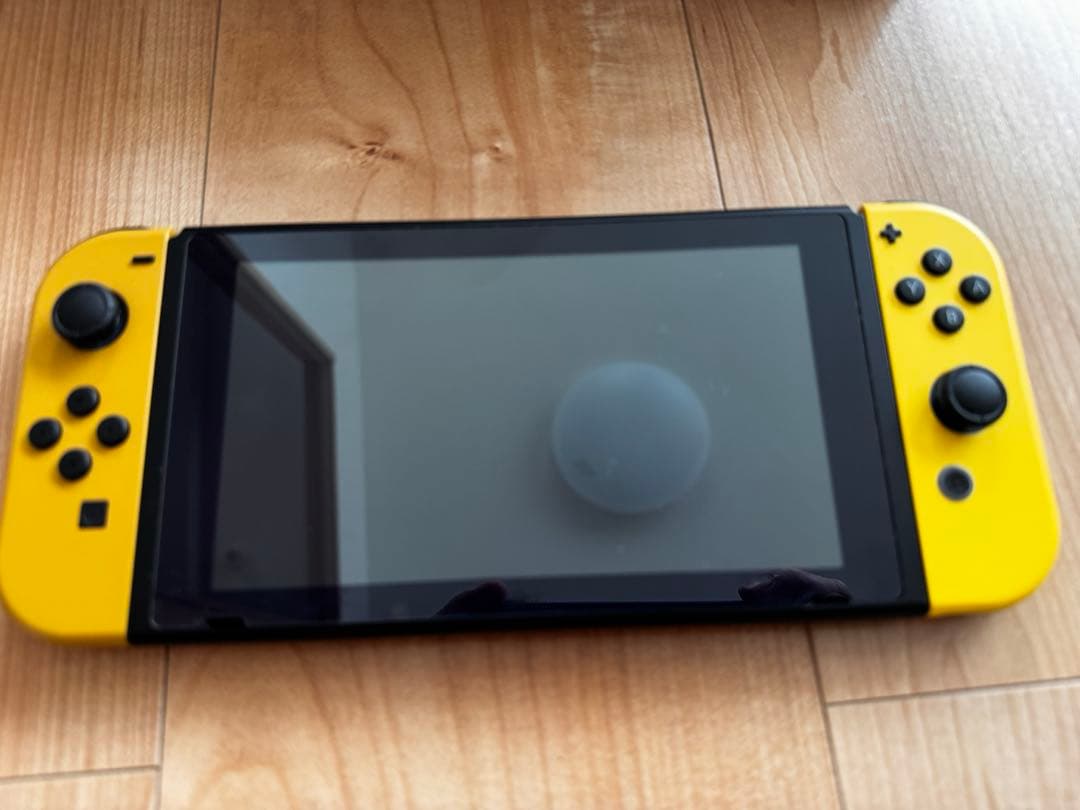 Nintendo Switch本体　ポケモン版