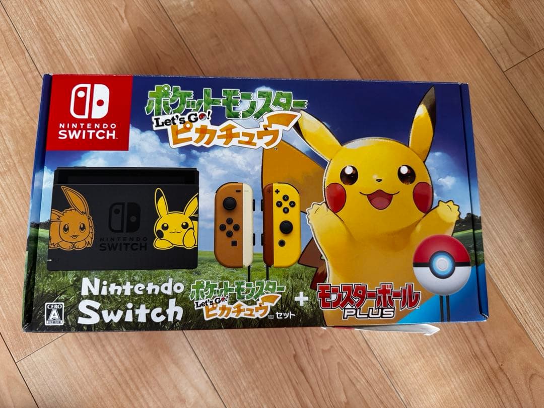 Nintendo Switch本体　ポケモン版