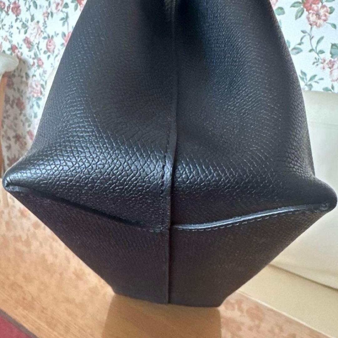 ロンシャンレザーバッグ大