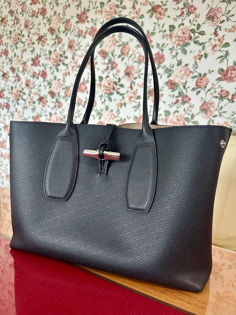 ロンシャンレザーバッグ大