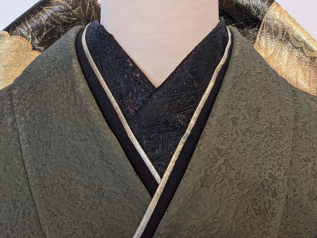 振袖フルセット 身丈168裄67 霞文 暈し染め カーキ 正絹 逸品