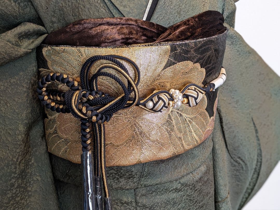 振袖フルセット 身丈168裄67 霞文 暈し染め カーキ 正絹 逸品