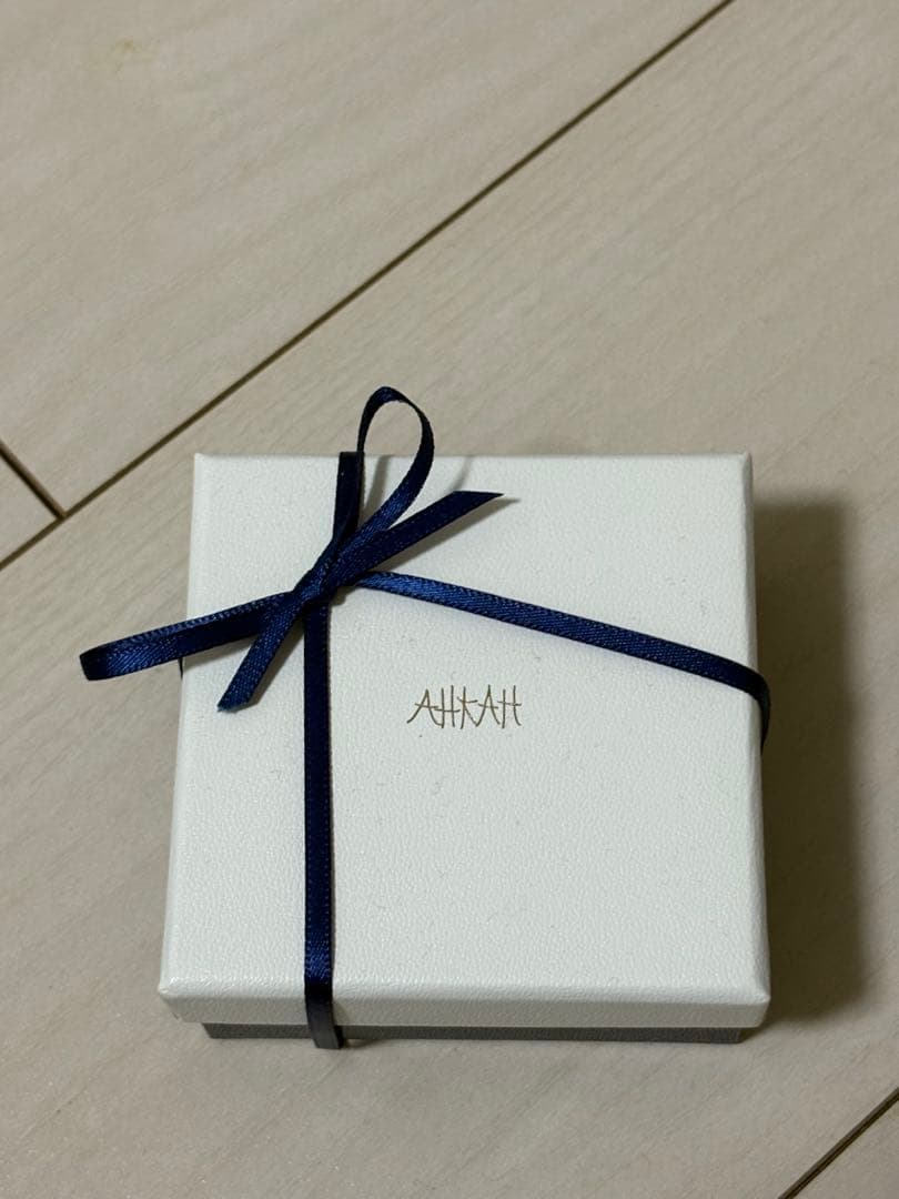 AHKAH（アーカー）ハート型ペンダント ネックレス