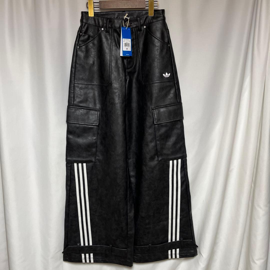 新品 adidas FAUX LEATHER PANTSフェイクレザーパンツ25