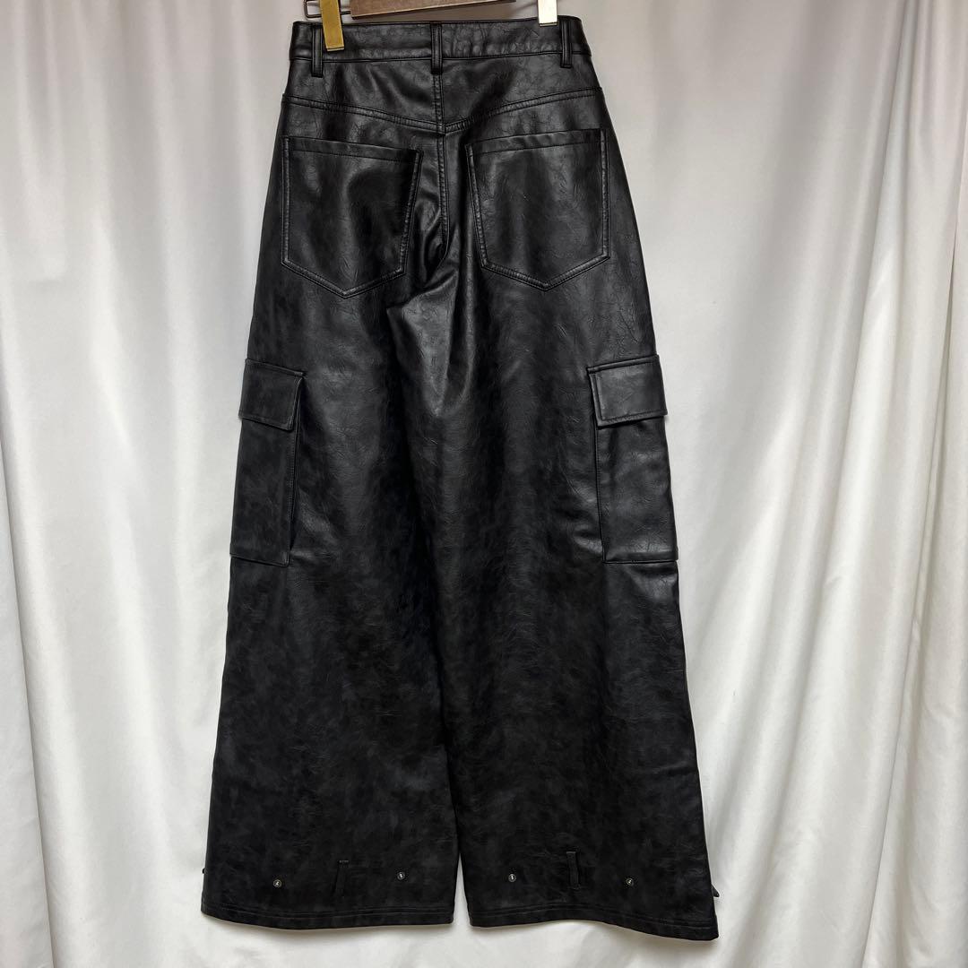 新品 adidas FAUX LEATHER PANTSフェイクレザーパンツ25