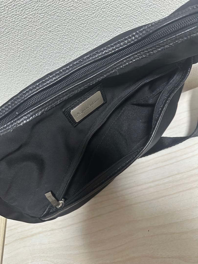 Aquascutum 黒 ショルダーバッグ