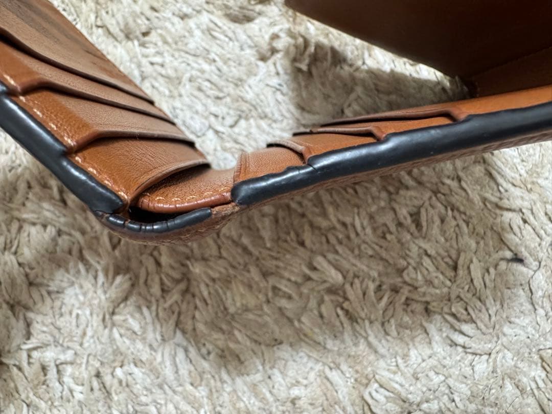 LOEWE 三つ折財布