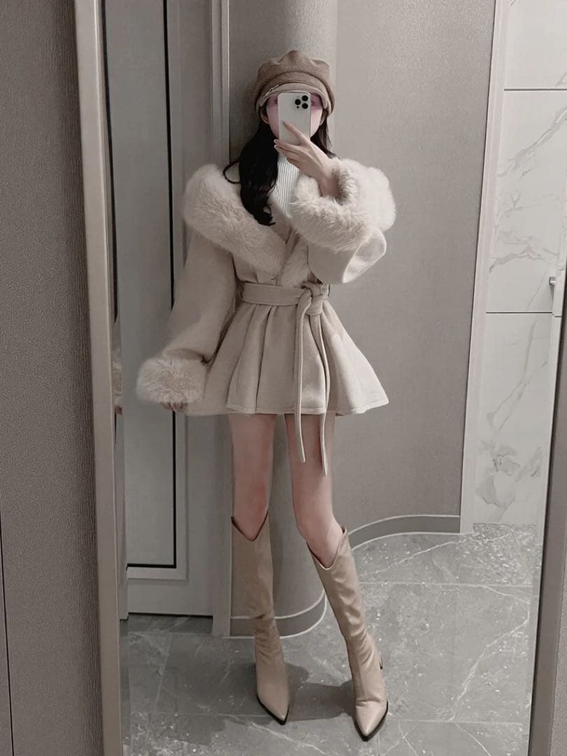 新品タグ付 ダーリッチ ウエストベルトプリンセスラインコート ベージュ FL