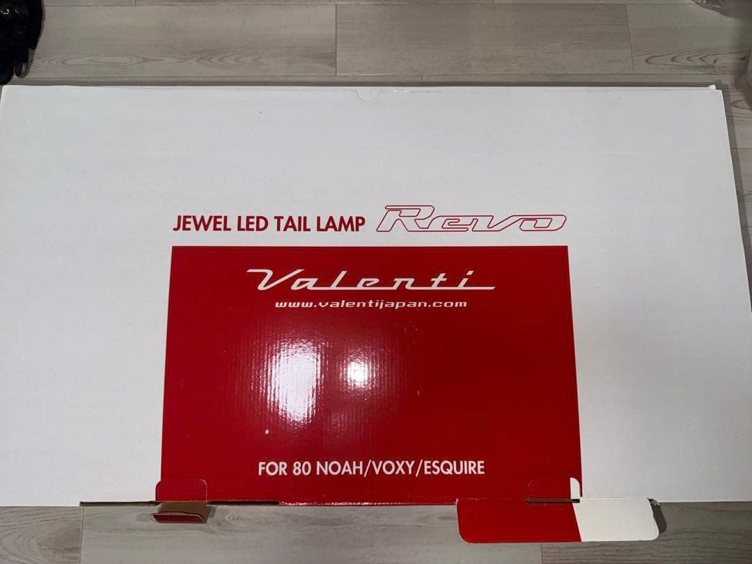 中古超美品80系 ヴォクシー ノア エスクァイア ヴァレンティLEDテールライト