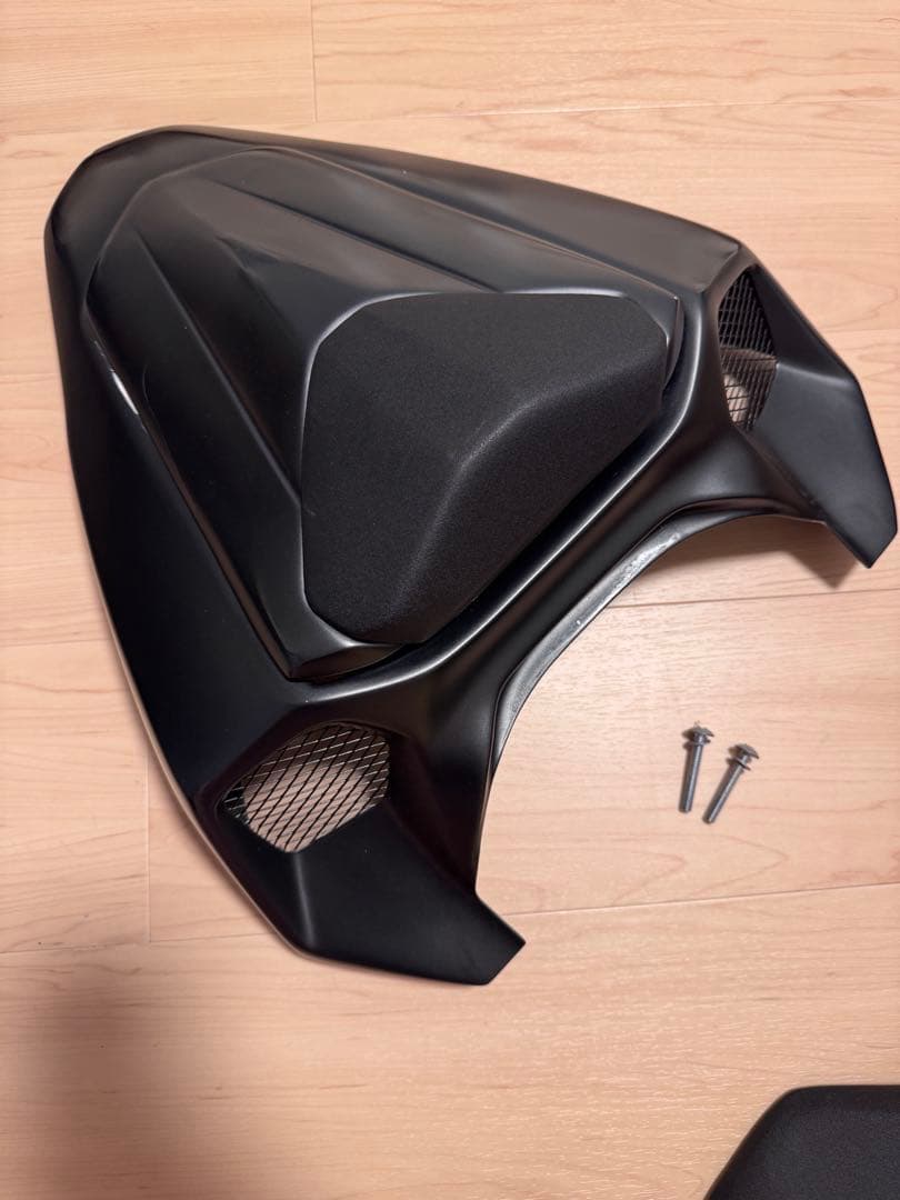 CBR650R用　テールカウル　輸入品　タンデムシート付