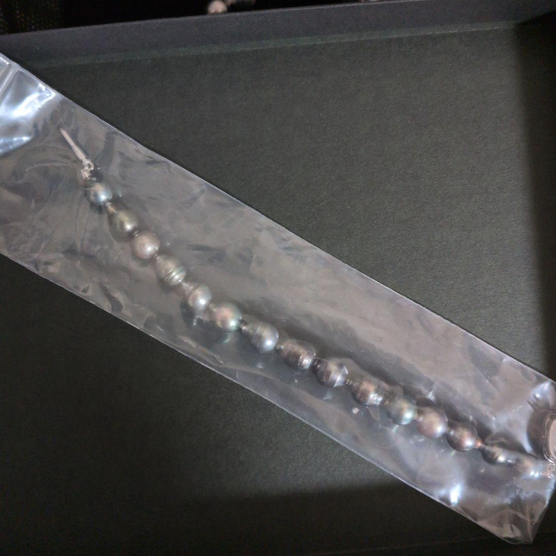 グレー系バロックパールネックレス