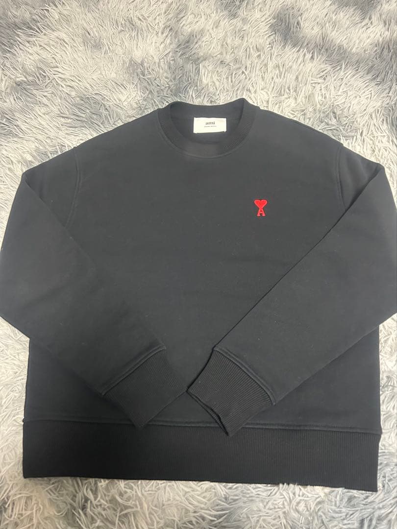 YYA_A　美品✨ami ブラック クルーネックスウェット
