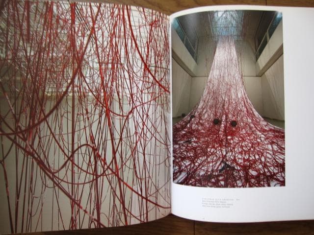 塩田千春　Chiharu Shiota