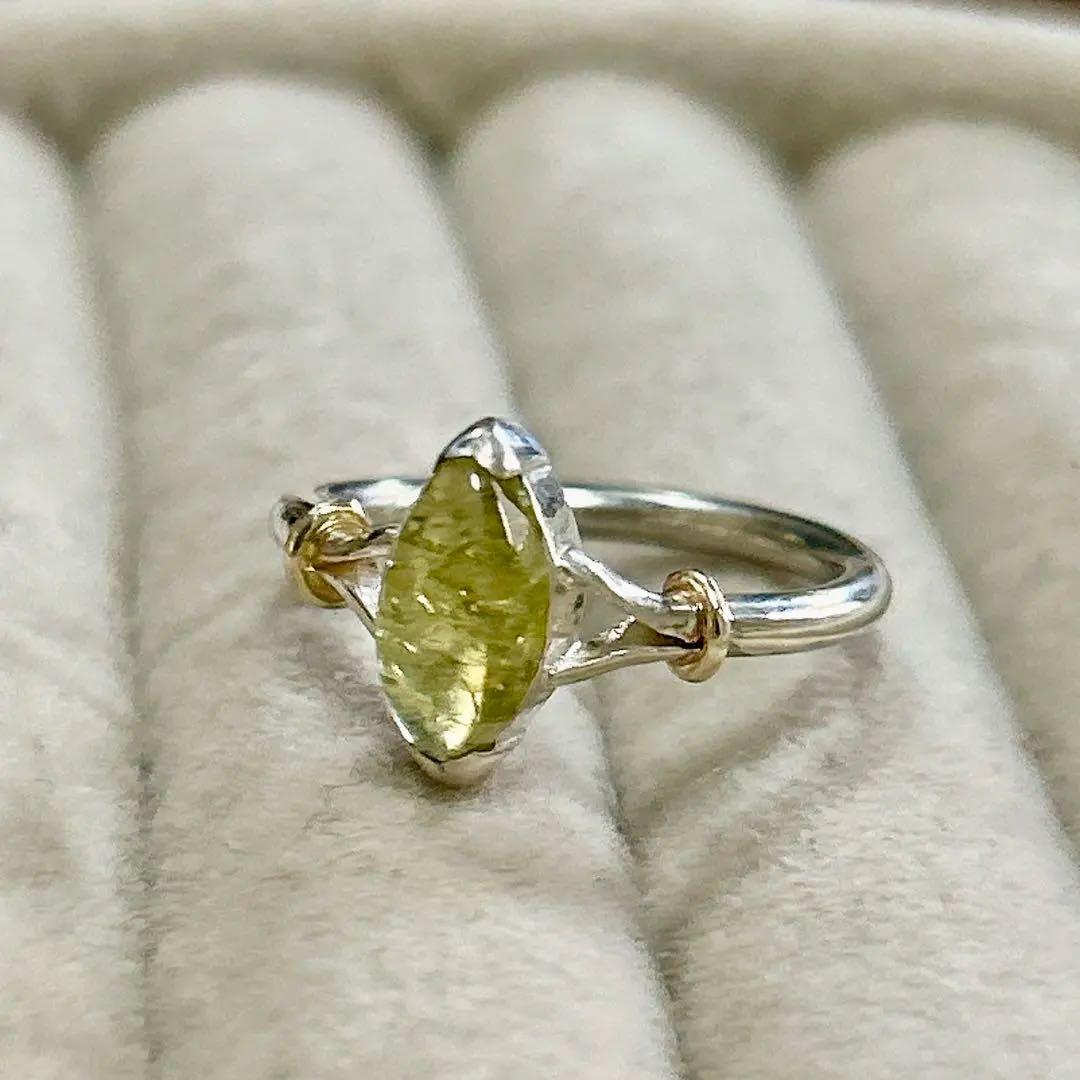 グロッシュラーガーネットのマーキスカボションカットk10小ワッカシルバーリング