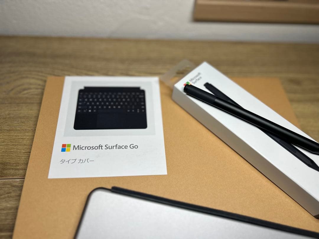Microsoft Surface Go4 本体 + キーボード + ペン