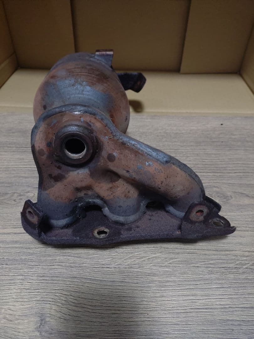 ダイハツ L375S触媒