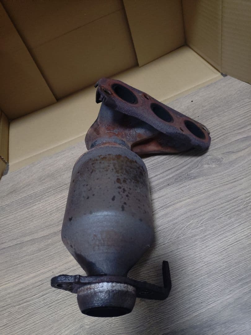 ダイハツ L375S触媒