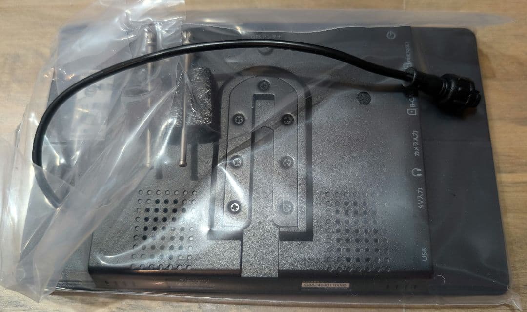 ポータブルナビ　カーナビ　地デジ　8インチ