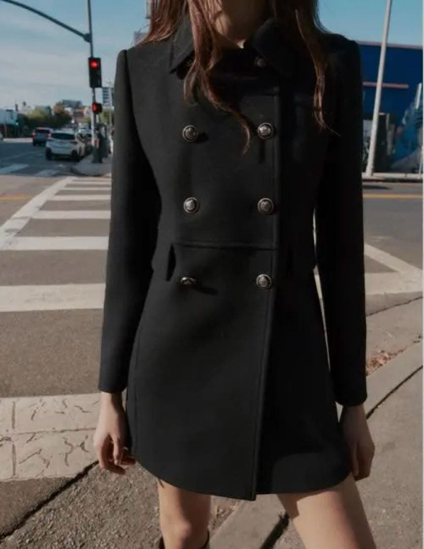 ウール混紡ショート丈ダブルブレストコート zara