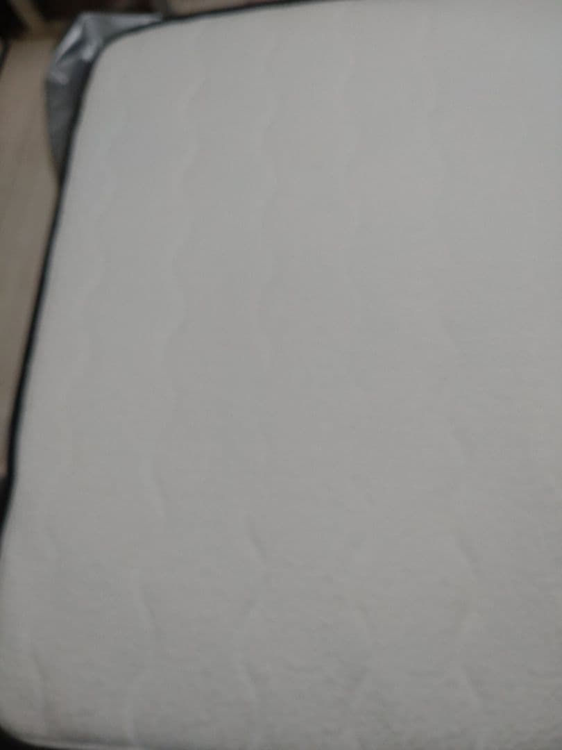 NELLマットレス（セミダブル）（送料込み）