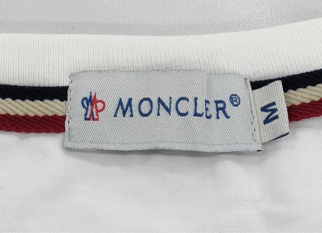 極美品！モンクレール　刺繍ロゴ ホワイト Tシャツ