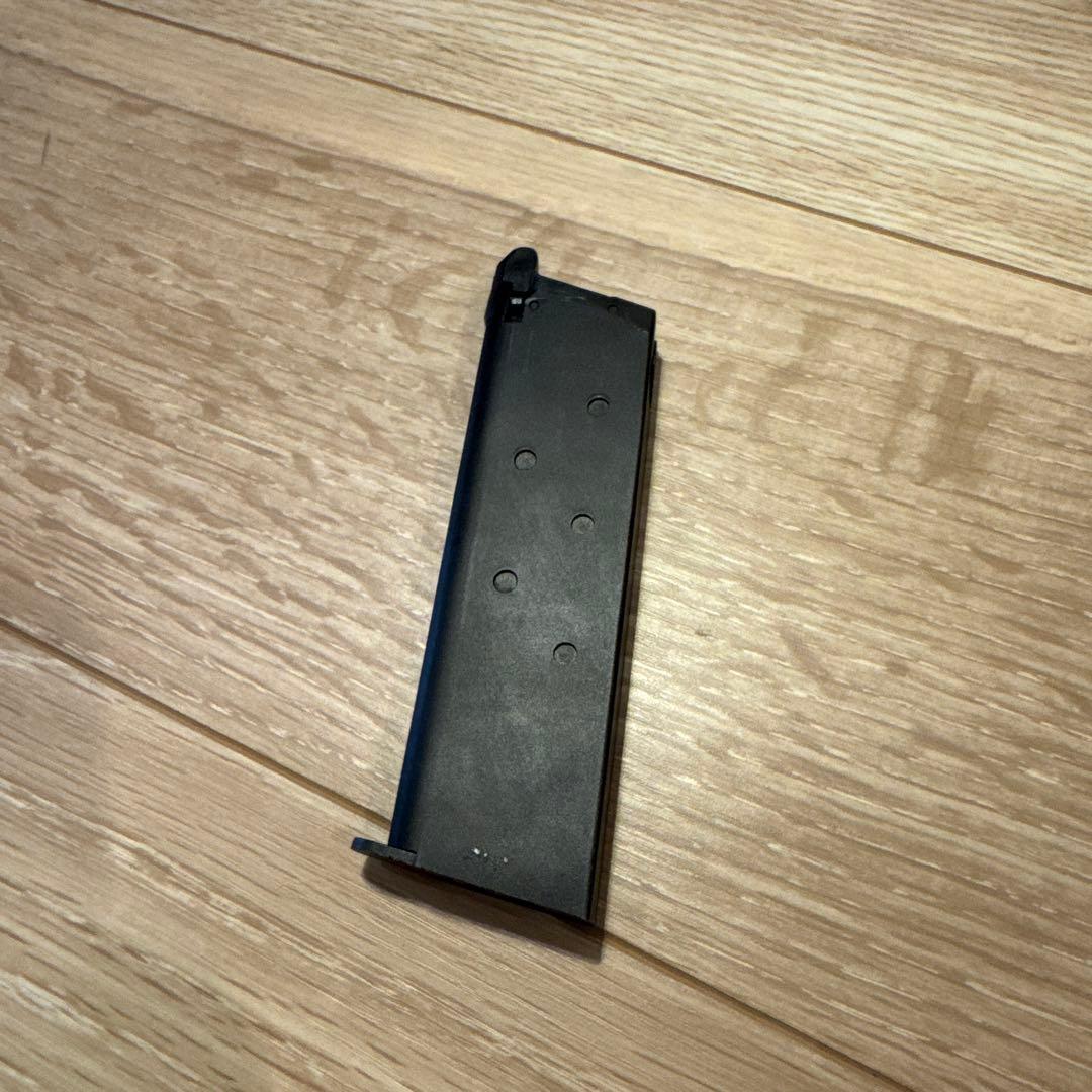 東京マルイ　M1911A1コルトガバメント（ブローバックガス）おまけ付き