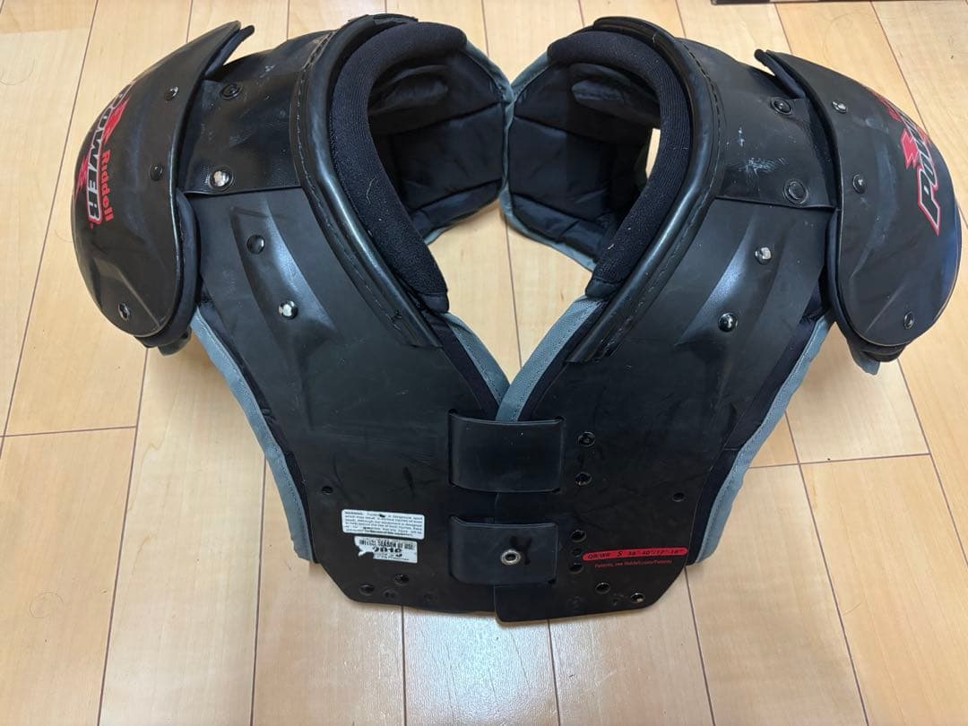 アメフト ショルダーパッド リデル